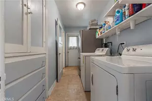 1946 W 85th, Los Angeles, CA 90047 - Photo 14