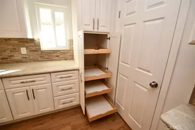 13841 Ocana, Bellflower, CA 90706 - Photo 10