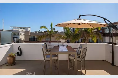 28 10th Ct (9th St Walkstreet), Hermosa Beach, CA 90254 - Photo 18