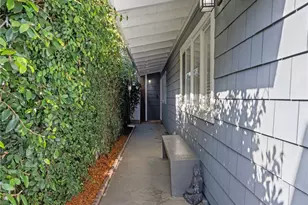 2317 Elm Ave, Manhattan Beach, CA 90266 - Photo 28