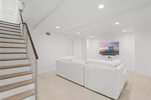 2317 Elm Ave, Manhattan Beach, CA 90266 - Photo 10