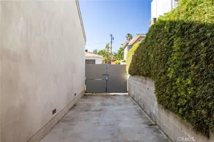 726 W 37th St, San Pedro, CA 90731 - Photo 54