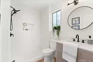 1559 W 113th, Los Angeles, CA 90047 - Photo 18