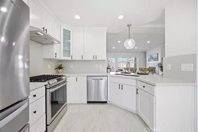 213 Aviation Place, Manhattan Beach, CA 90266 - Photo 4