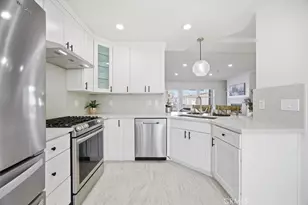 213 Aviation Pl, Manhattan Beach, CA 90266 - Photo 4