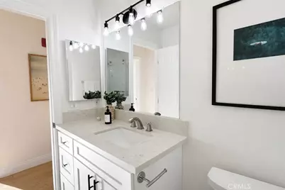 213 Aviation Place, Manhattan Beach, CA 90266 - Photo 22