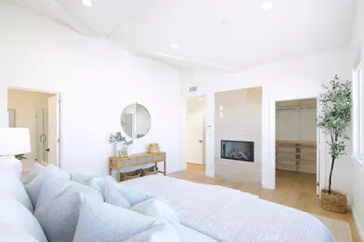 213 Aviation Place, Manhattan Beach, CA 90266 - Photo 12