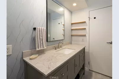 531 Esplanade #313, Redondo Beach, CA 90277 - Photo 18