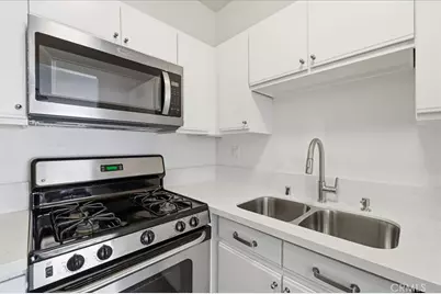 11822 Goshen Avenue #303, Los Angeles, CA 90049 - Photo 8