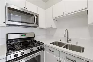 11822 Goshen Ave, Los Angeles, CA 90049 - Photo 8