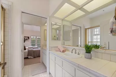 6611 W 81st Street, Los Angeles, CA 90045 - Photo 18