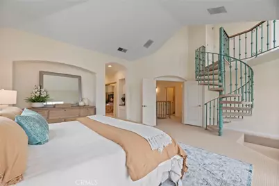 6611 W 81st Street, Los Angeles, CA 90045 - Photo 12