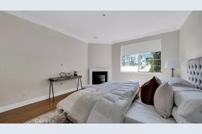 7218 Hillside Avenue #202, Los Angeles, CA 90046 - Photo 16