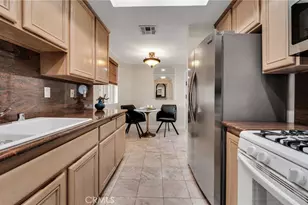 7218 Hillside Ave, Los Angeles, CA 90046 - Photo 14