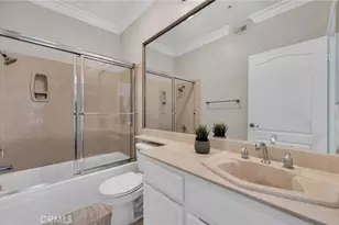 7218 Hillside Ave, Los Angeles, CA 90046 - Photo 24
