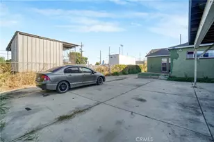 10807 Compton Ave, Los Angeles, CA 90059 - Photo 46