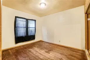 10807 Compton Ave, Los Angeles, CA 90059 - Photo 38