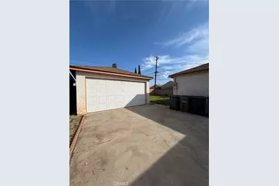 14118 S Zamora Avenue, Compton, CA 90222 - Photo 22