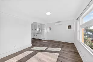 917 W 50th Pl, Los Angeles, CA 90037 - Photo 10