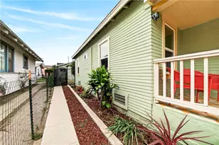 917 W 50th Pl, Los Angeles, CA 90037 - Photo 4