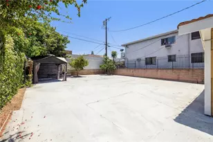 2104 Crenshaw Blvd, Los Angeles, CA 90016 - Photo 54
