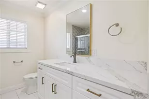 2104 Crenshaw Blvd, Los Angeles, CA 90016 - Photo 42