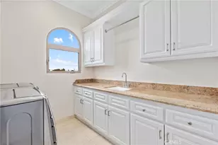 2012 Robinson St, Redondo Beach, CA 90278 - Photo 48