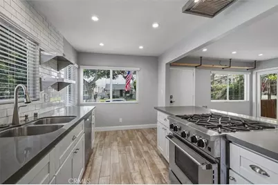 807 Cota, Torrance, CA 90501 - Photo 16