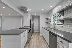 807 Cota, Torrance, CA 90501 - Photo 14