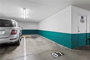 1131 Alta Loma Rd, West Hollywood, CA 90069 - Photo 28