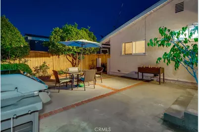 303 N Trotwood Avenue, San Pedro, CA 90732 - Photo 34