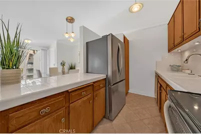 902 Camino Real #208, Redondo Beach, CA 90277 - Photo 8