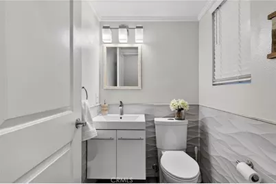 1832 Raymond Avenue, Signal Hill, CA 90755 - Photo 28