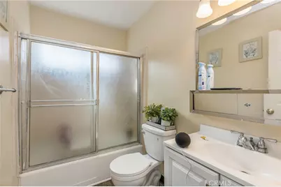 1021 W 14th, San Pedro, CA 90731 - Photo 20