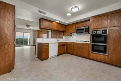 2254 W 229th Place, Torrance, CA 90501 - Photo 10