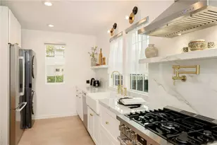 800 N N Formosa, Los Angeles, CA 90046 - Photo 14