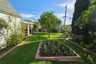1042 E Tujunga, Burbank, CA 91501 - Photo 24