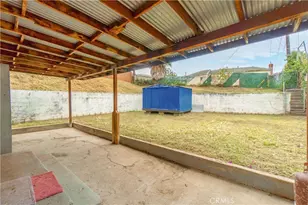 856 W 126th St, Los Angeles, CA 90044 - Photo 20