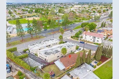 856 W 126th Street, Los Angeles, CA 90044 - Photo 26