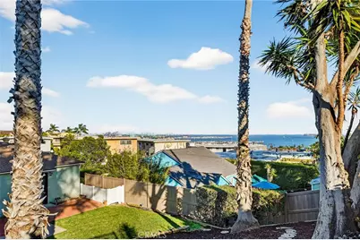 765 W 30th Street, San Pedro, CA 90731 - Photo 4