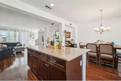 2997 E Pacific Coast Highway, Signal Hill, CA 90755 - Photo 8