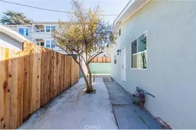 1680 S Rimpau Boulevard, Los Angeles, CA 90019 - Photo 22