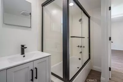 1226 S Dunsmuir, Los Angeles, CA 90019 - Photo 12