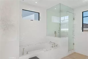 2407 Manhattan Ave, Manhattan Beach, CA 90266 - Photo 24