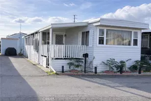 1502 E Carson St, Carson, CA 90745 - Photo 2