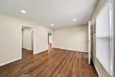 1220 E 40th Place, Los Angeles, CA 90011 - Photo 32