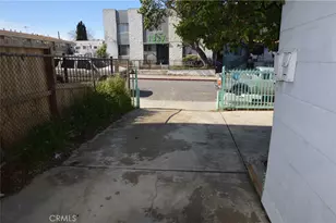 1324 Magnolia Ave, Los Angeles, CA 90006 - Photo 10