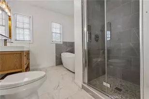 1937 W 80th St, Los Angeles, CA 90047 - Photo 18