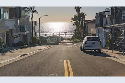218 15th Street #C, Manhattan Beach, CA 90266 - Photo 2