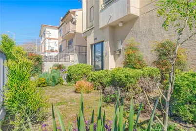 646 N Madison Avenue, Los Angeles, CA 90004 - Photo 4